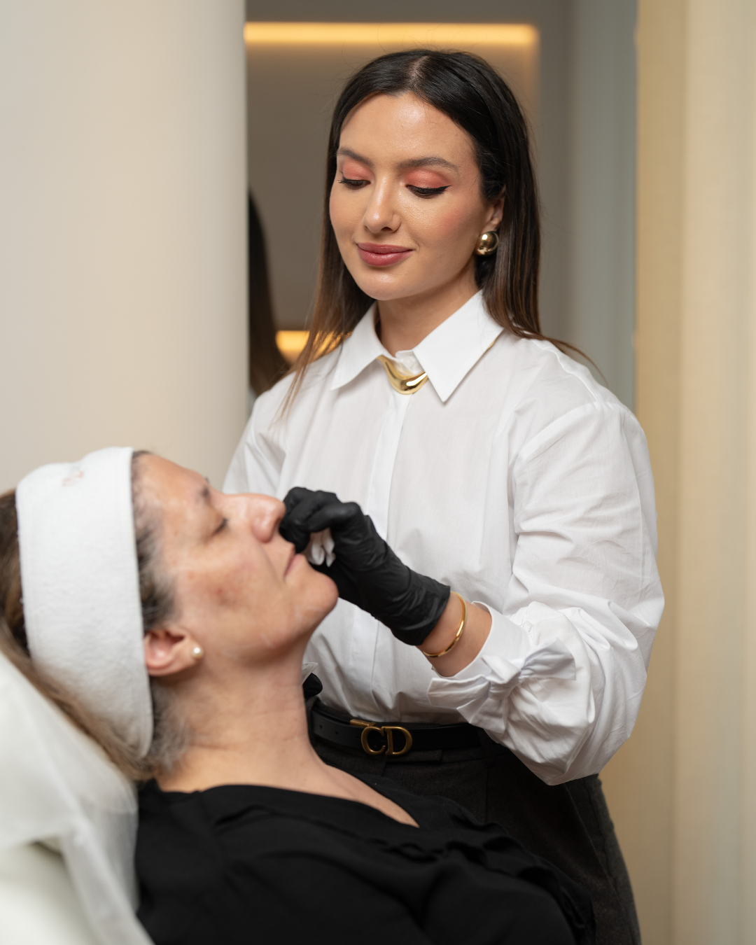 dra bruna cerqueira a fazer injetáveis